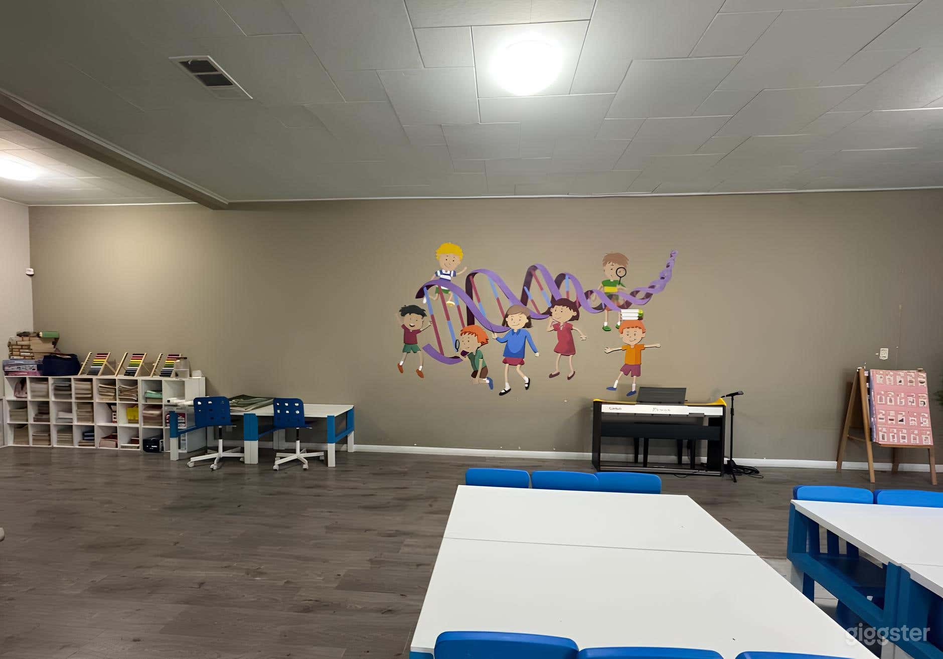 Organized and Bright Kindergarten Classroom  Photo 4