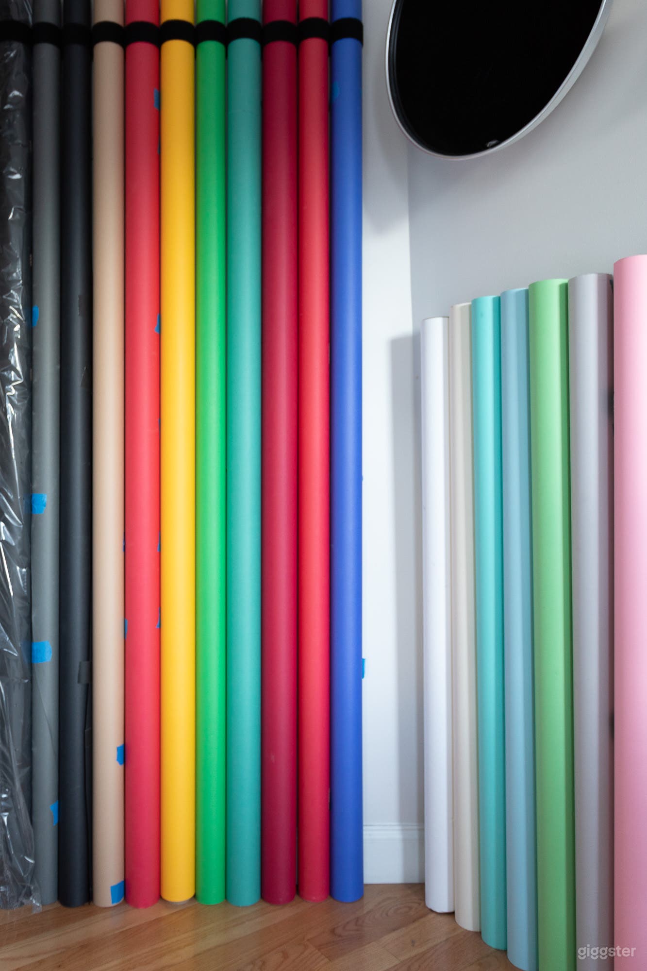 Elegant, Modern, Central Park Photo &amp; Film Studio Photo 3