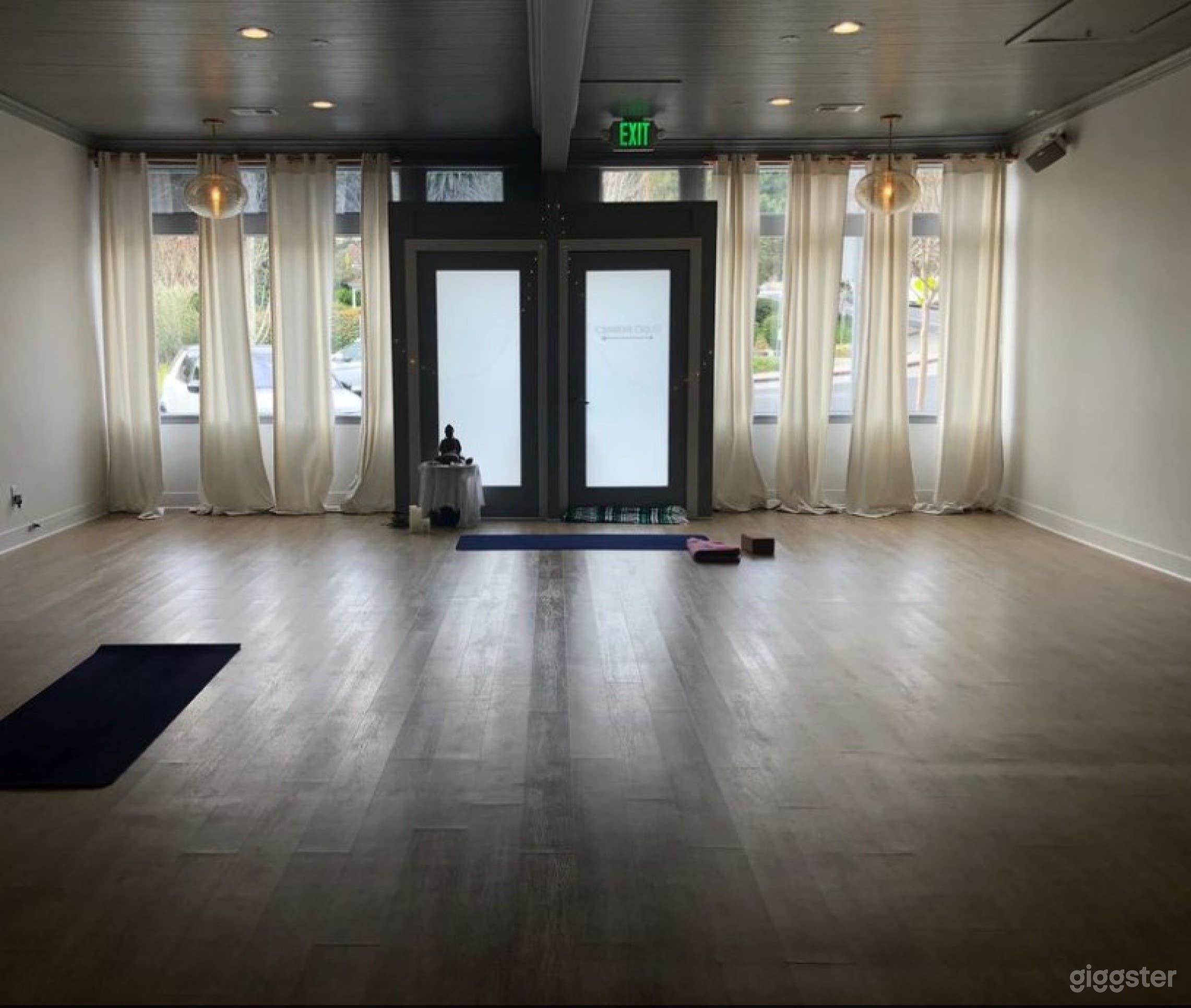Spacious And Clean Yoga Studio In Corte Madera Photo 1