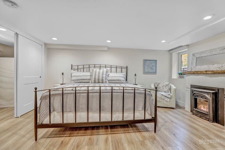  Wash Park Apartment in 1920's Denver Bungalow 