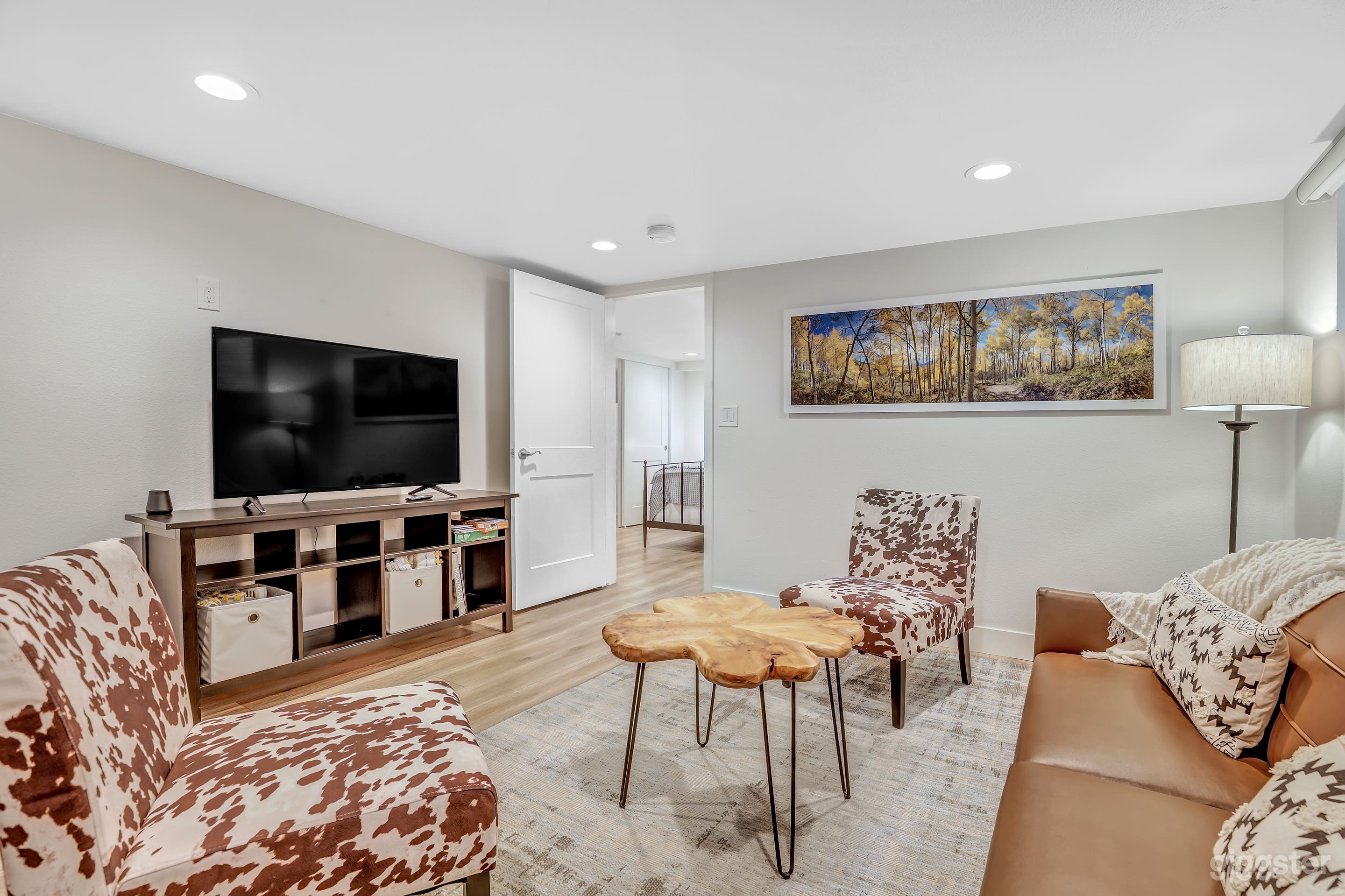 Wash Park Apartment in 1920's Denver Bungalow Photo 1