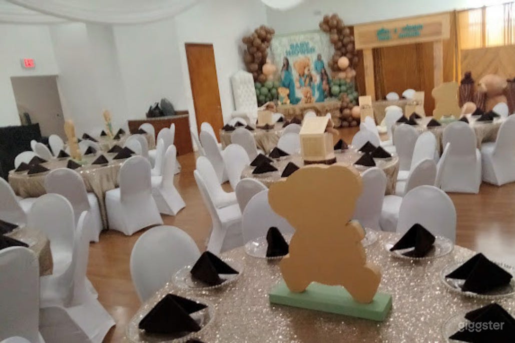 Venue for Professional and Family Events Photo 3