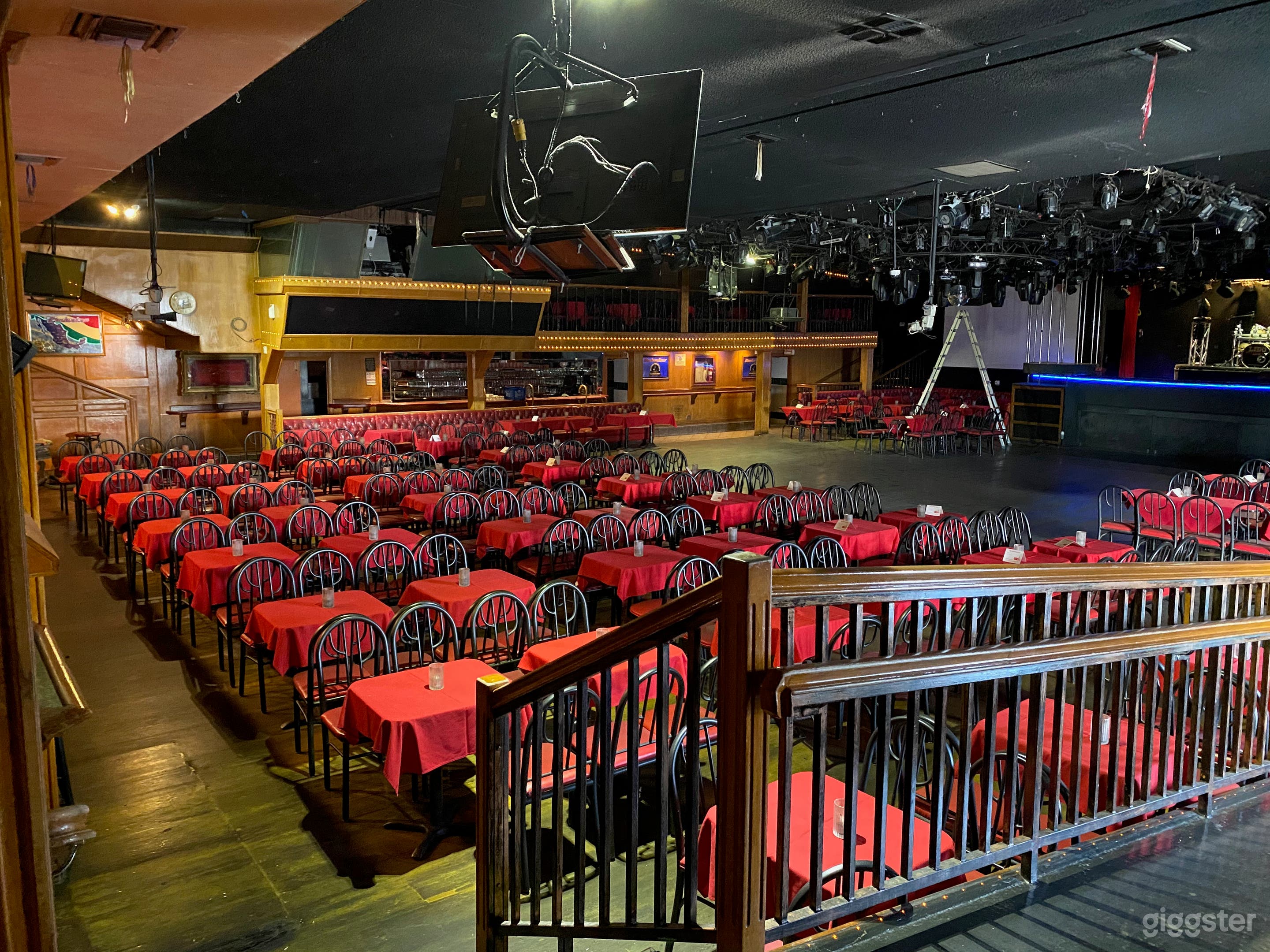 Elegant Old Hollywood 12,000sqft open space Photo 4