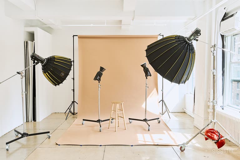  16A Bezahlbares Tageslicht-Fotostudio in New York 