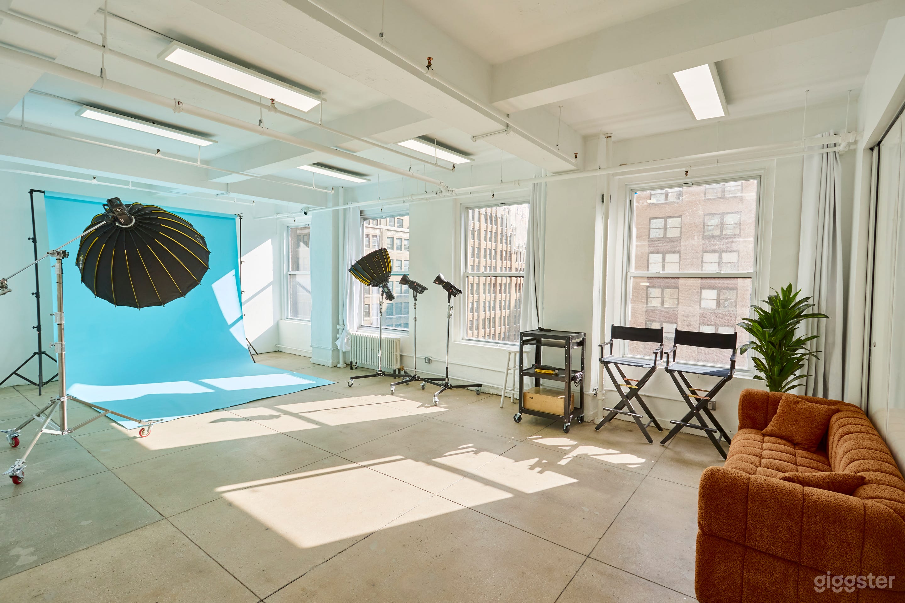 16A Affordable Daylight Photo Studio In New York Photo 2