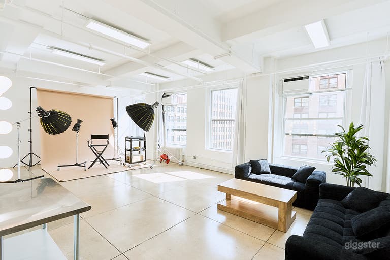  16A Affordable Daylight Photo Studio In New York 