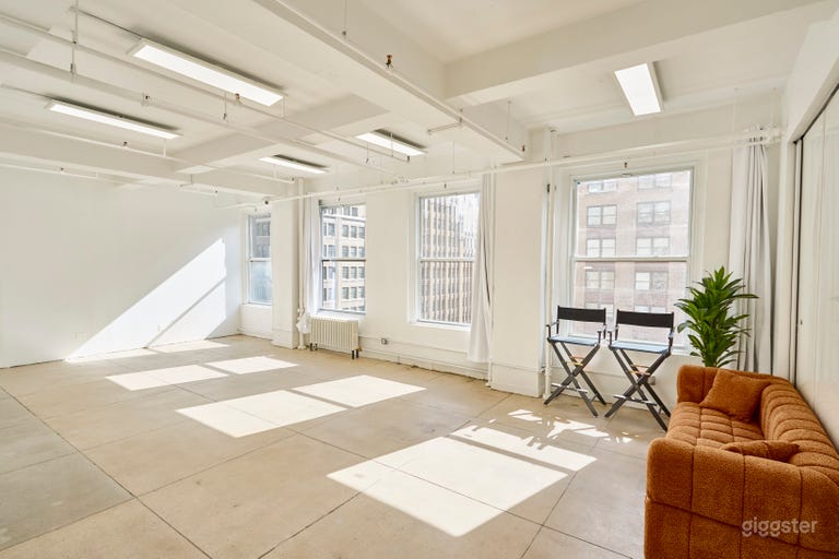  16A Affordable Daylight Photo Studio In New York 