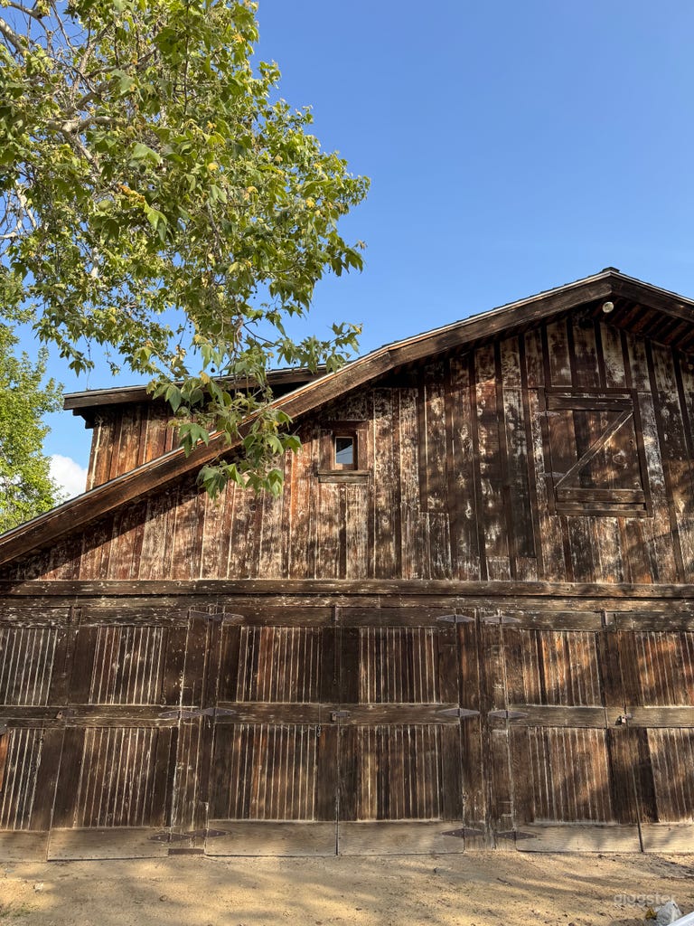  Grange historique sur une vaste propriété calme 