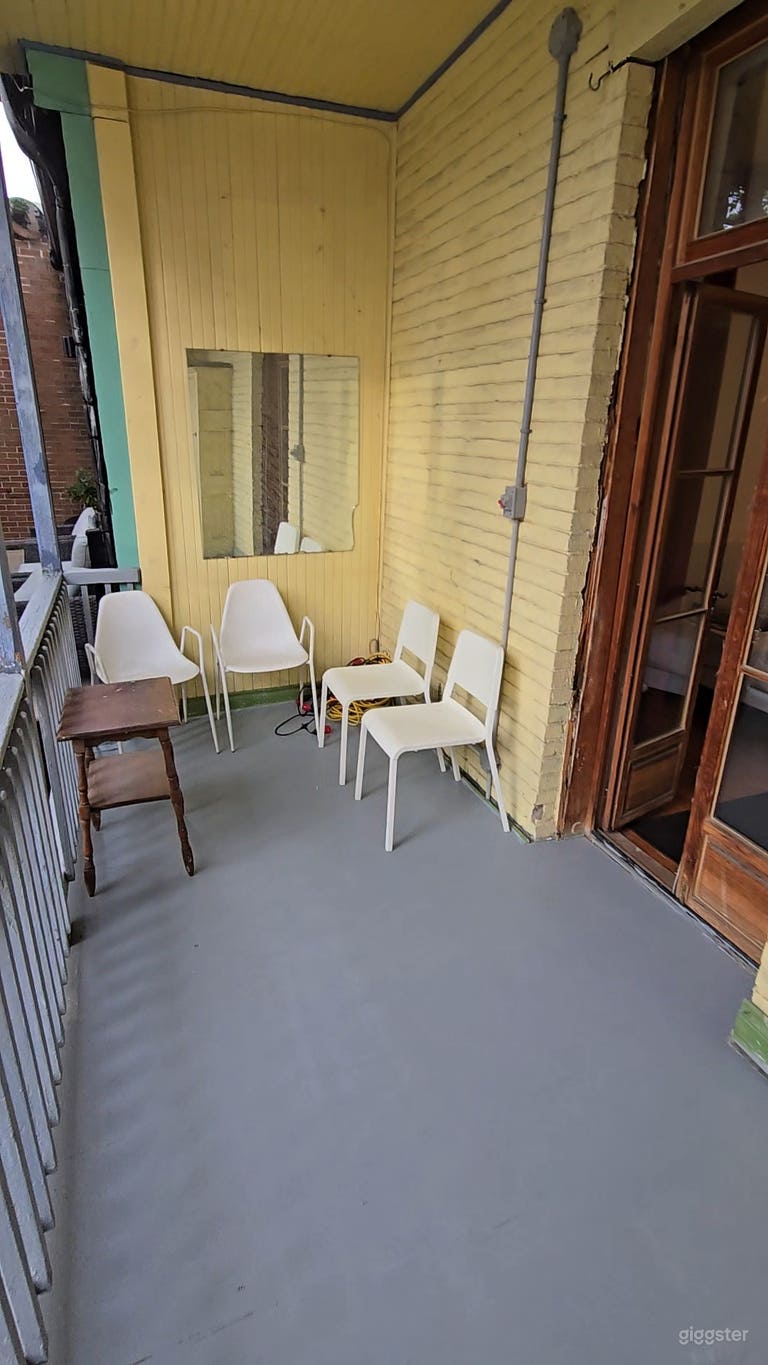  The Purple House | La Maison Mauve 