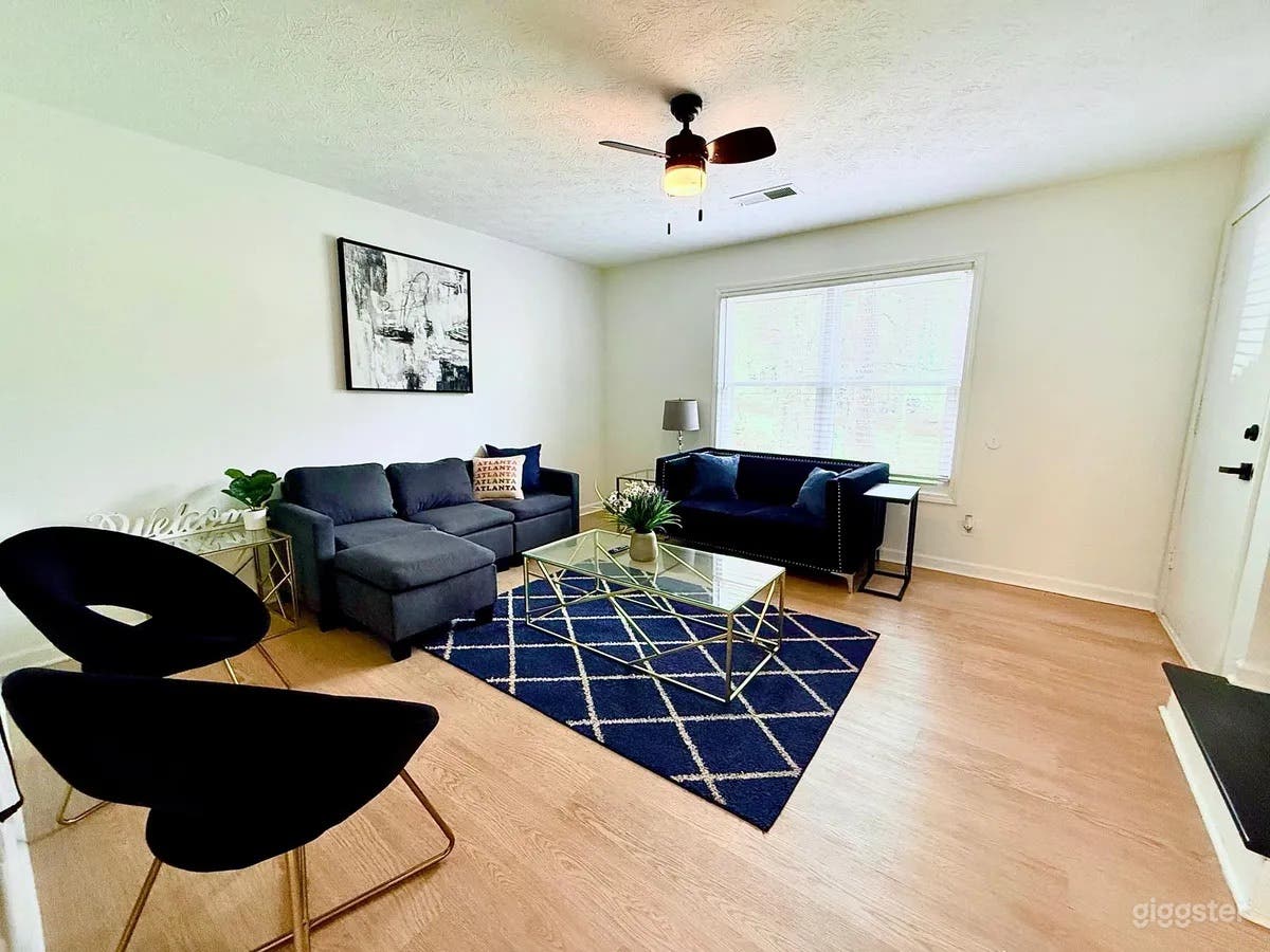 Living room and entrance