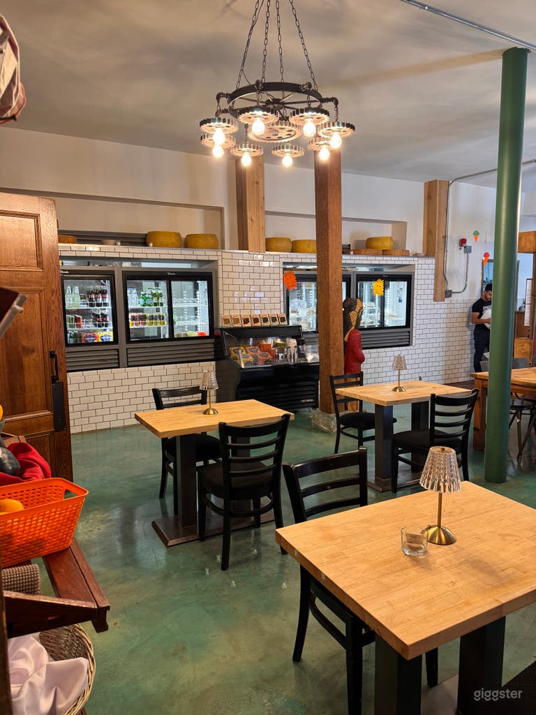  Creekside Barn in the Buckhead neighborhood of Atlanta 