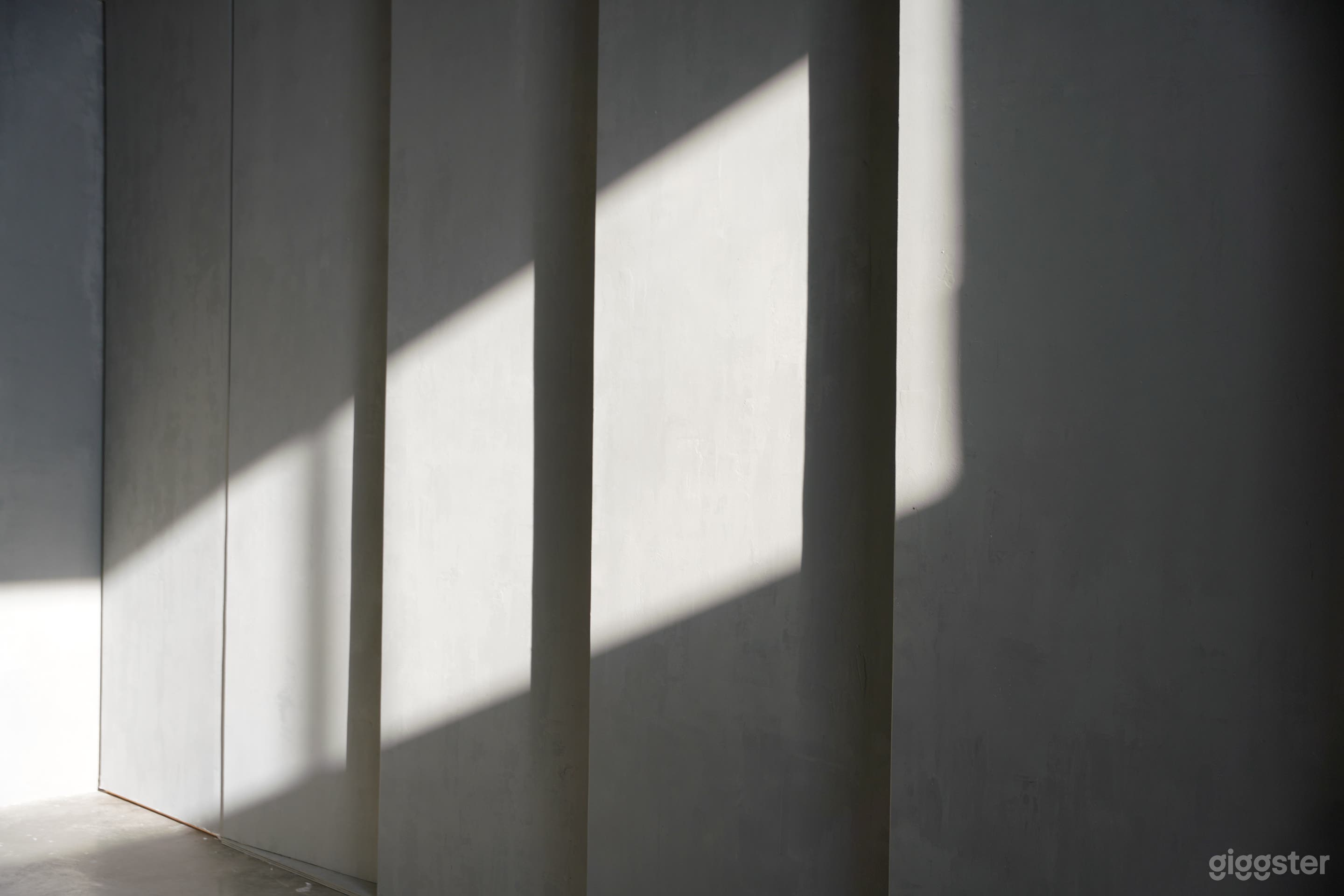 Brutalist Natural Light Photography Studio near DTLA Photo 2