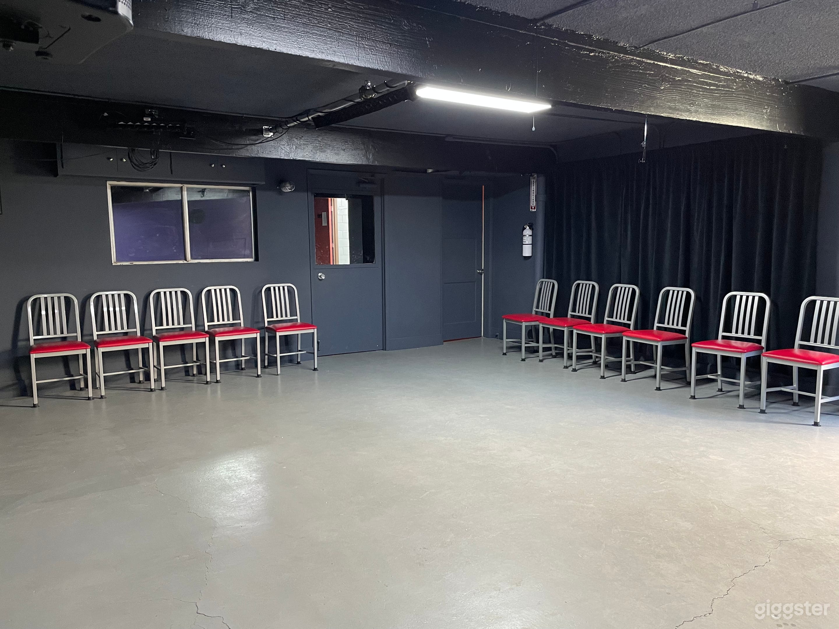 Intimate Burbank Flex Space Photo 3