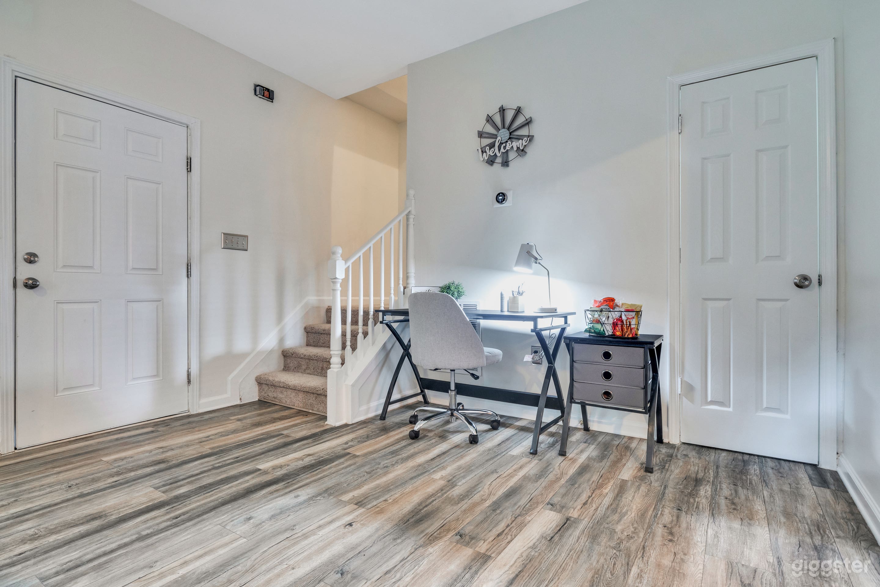 Modern Chic 2- Story Townhome Photo 2