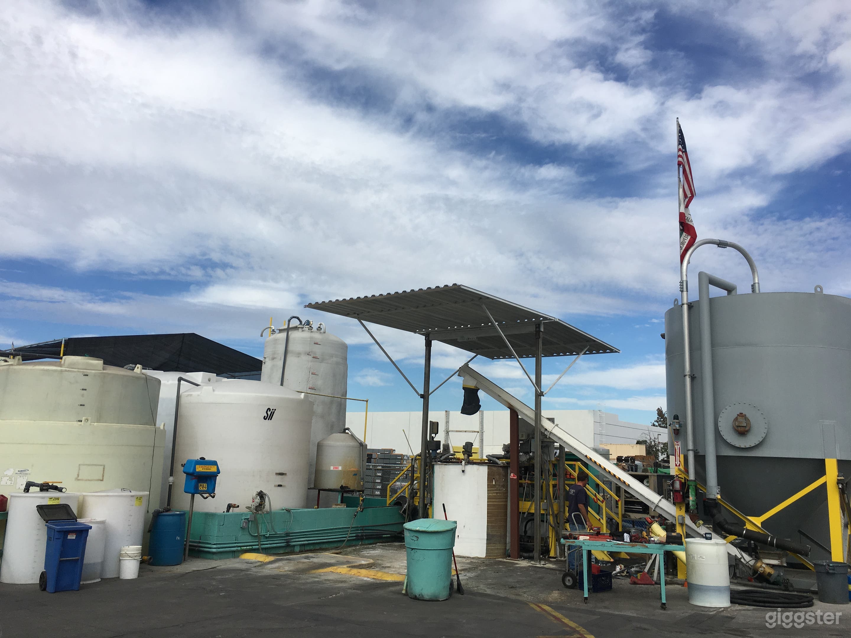 looking at mix station back of property