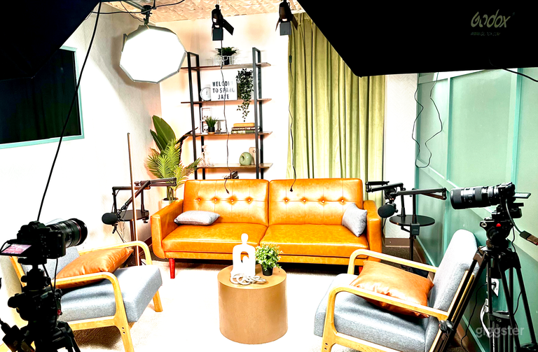  🎙️ Atlanta’s Premier Podcast Studio  