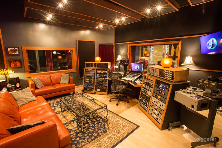  Studio di registrazione multi stanza con tantissima atmosfera! 