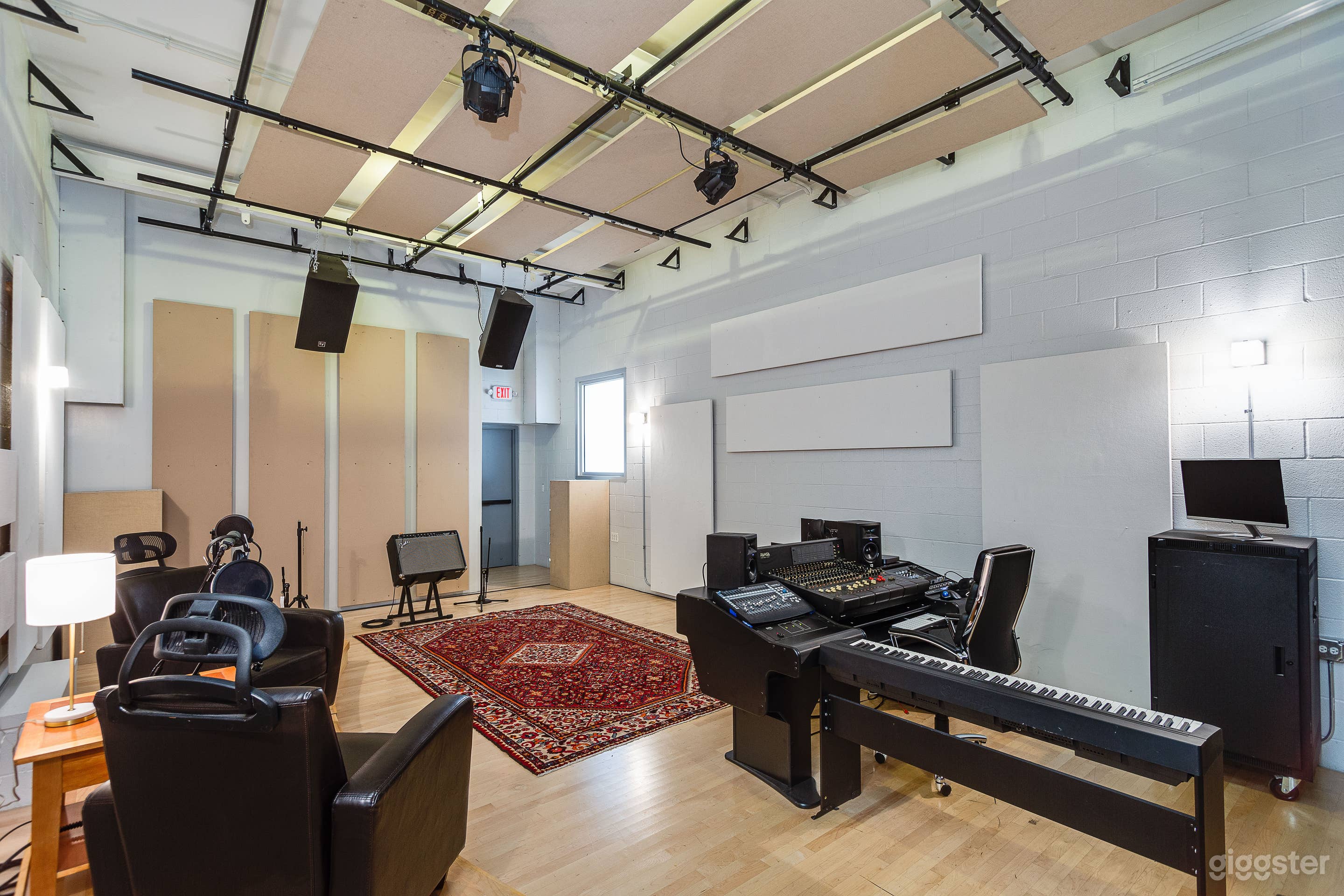 Blvd Studio (front view 1)