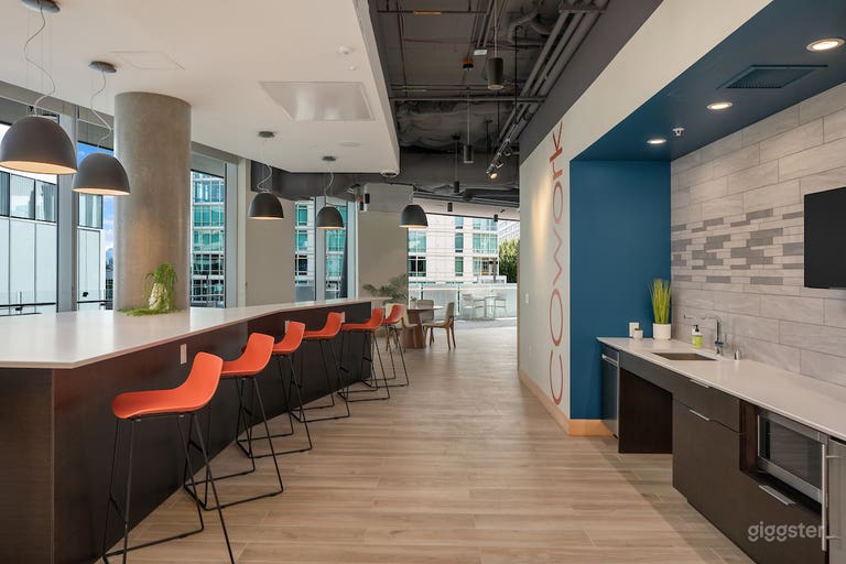  Incredible Co-Working Lounge & Patio in Bellevue 
