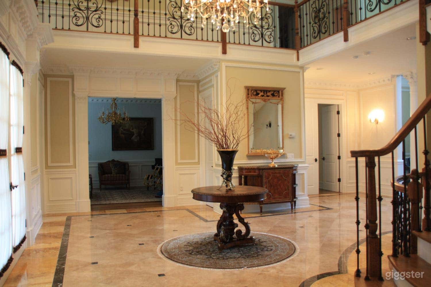 Elegant Georgian style mansion  Photo 3