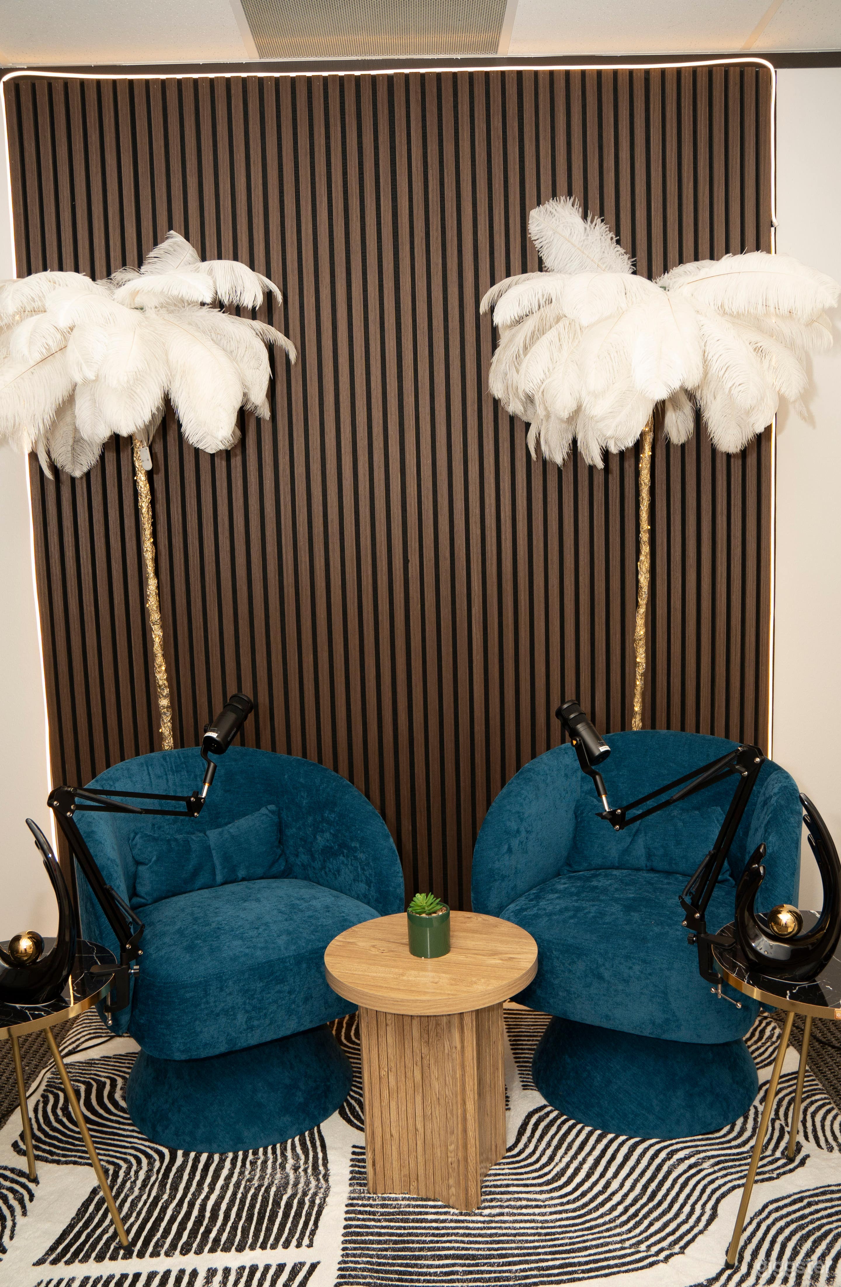 6 Creative Sets in 1 Photo Studio: Lifestyle, Birthdays, etc Photo 4