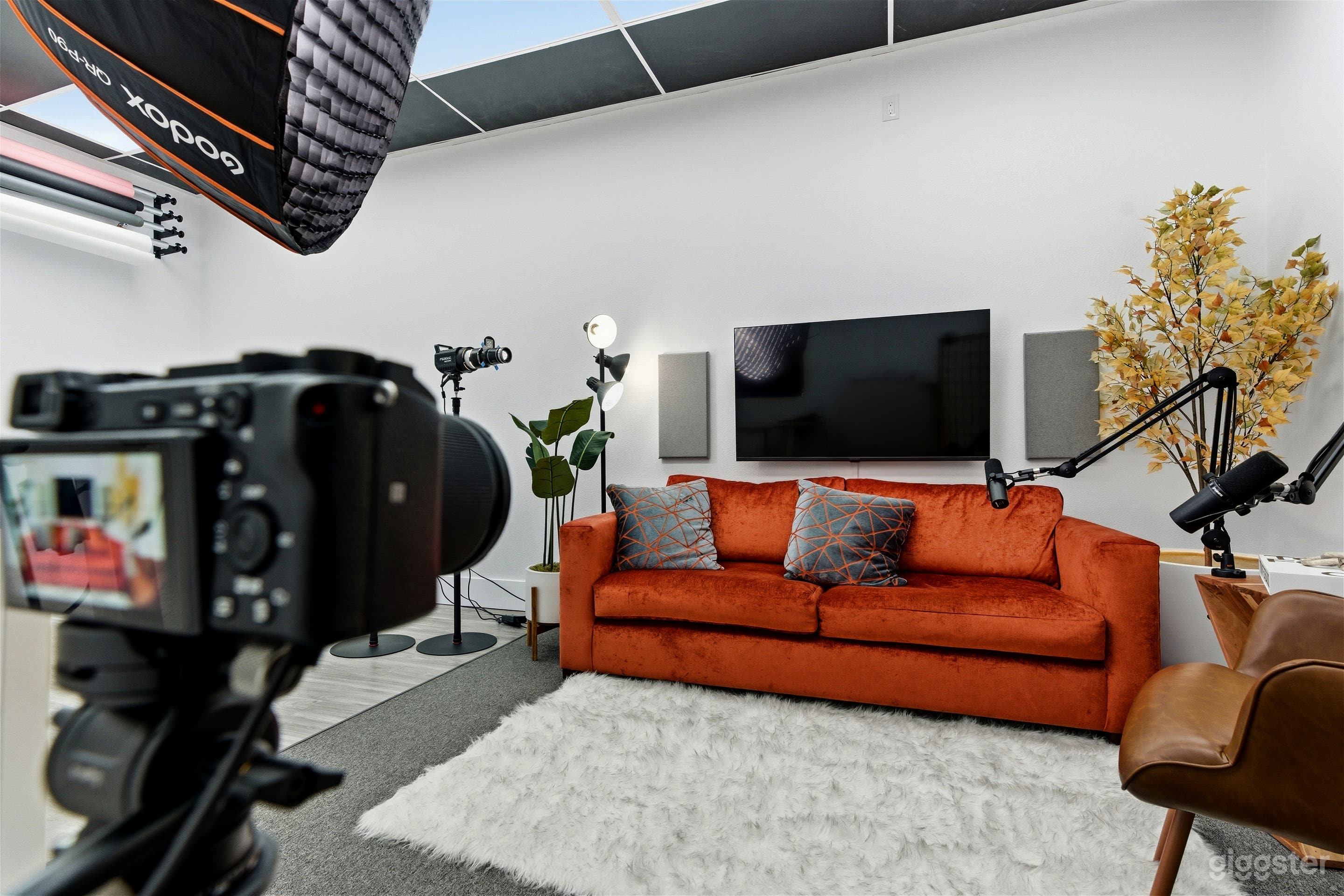 Couch Talk |  Podcast & Conversation Studio Photo 3