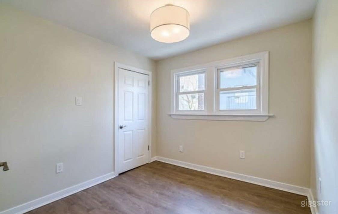 Tranquil and Cozy Space in Newark Photo 4