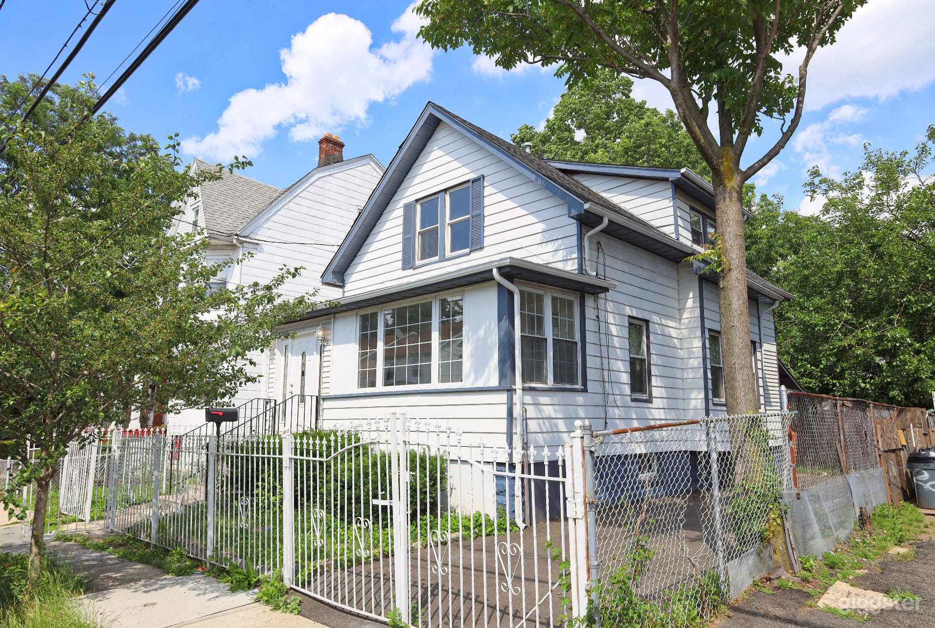 Tranquil and Cozy Space in Newark Photo 1