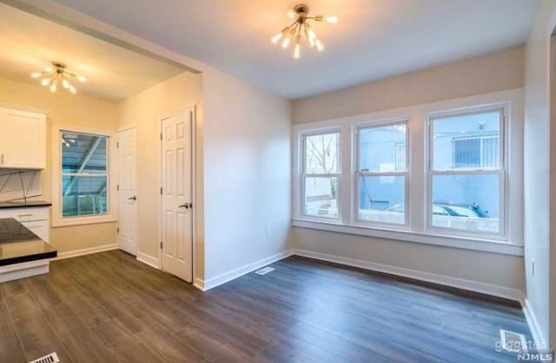 Tranquil and Cozy Space in Newark Photo 4