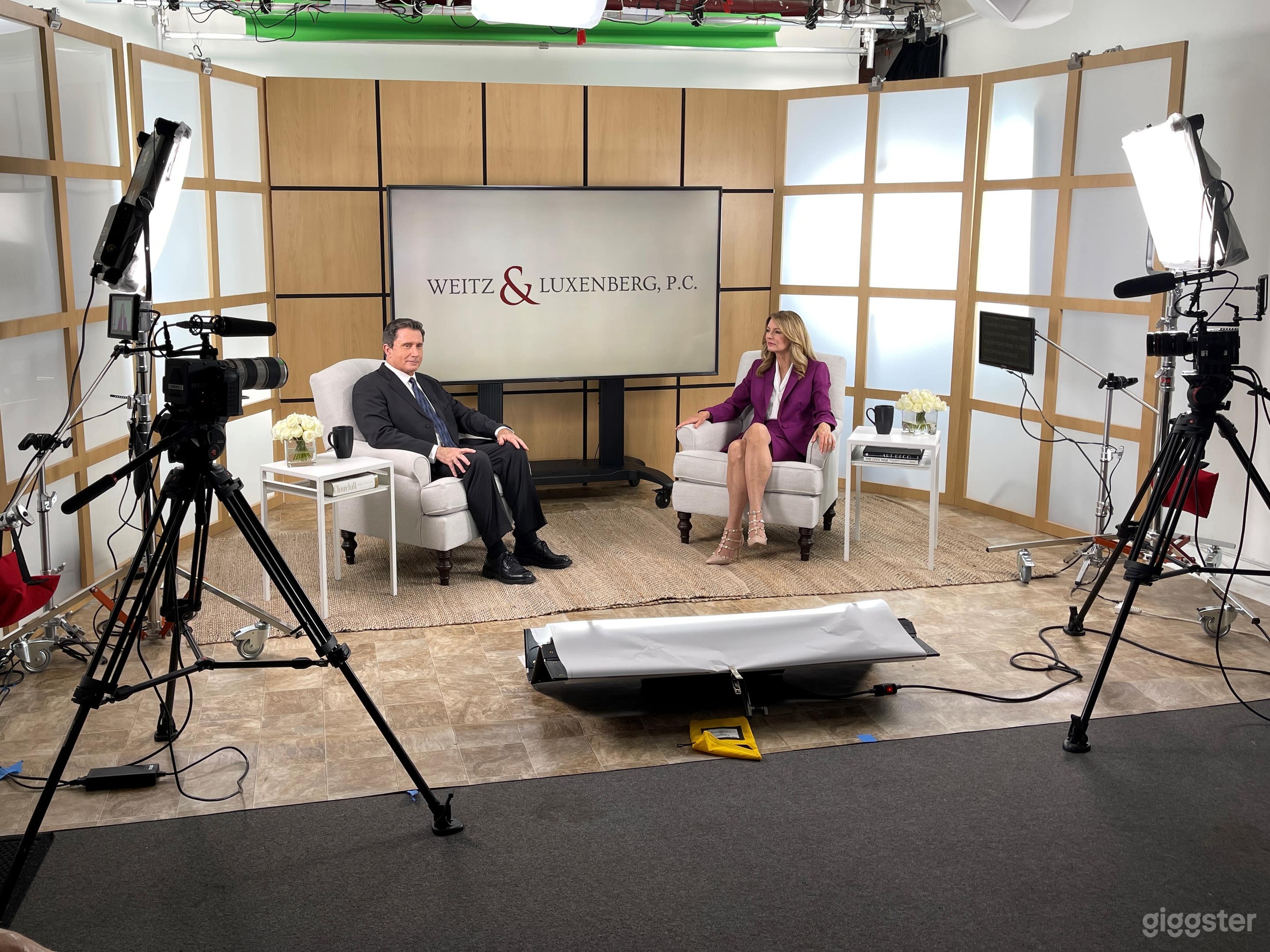 Custom Stage, talkshow setup