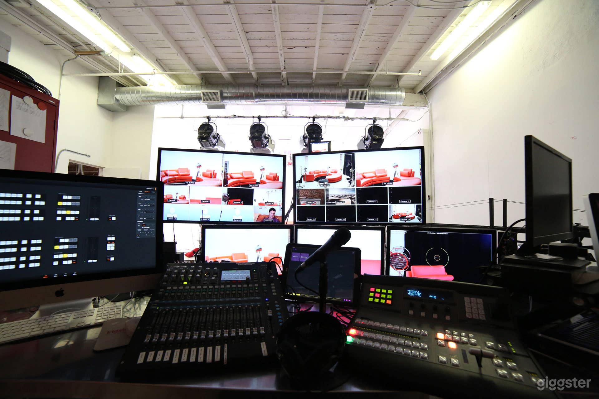 Broadcasting, Live switching 4 camera angles