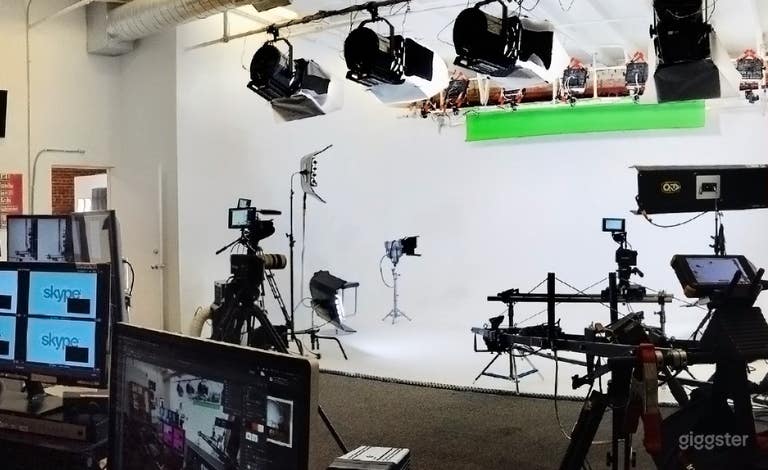  Studio Cyc Blanc 