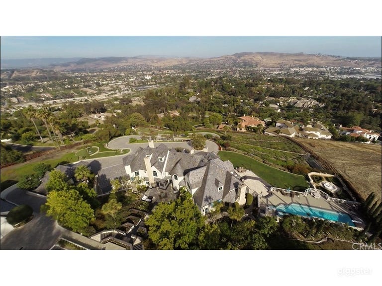  Dream mansion for shoot 