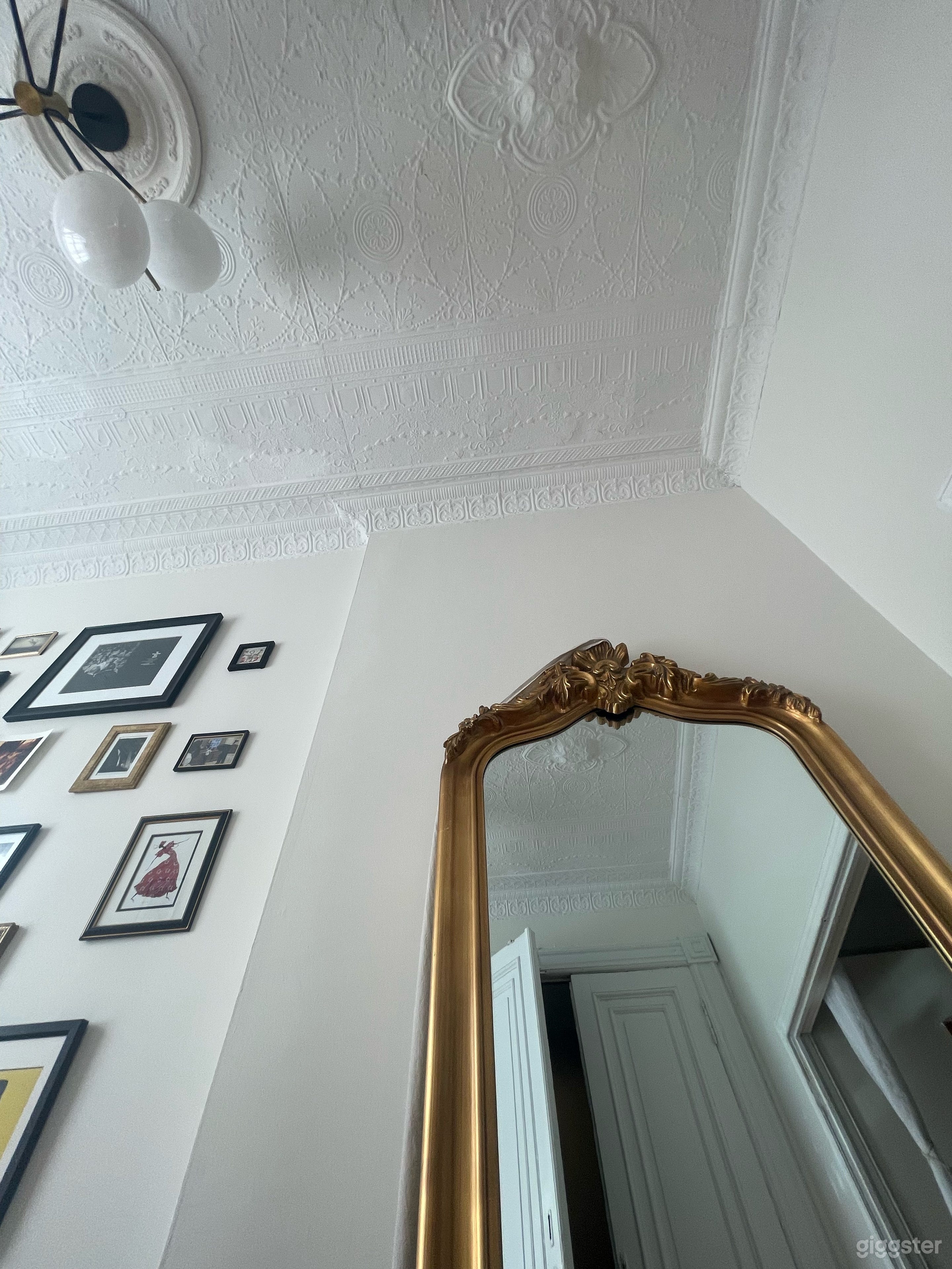 Beautiful brownstone -Bedstuy Historic Photo 3