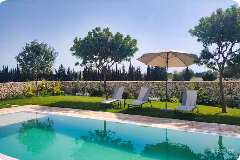  Private Serene Pool Retreat for Exclusive Use 