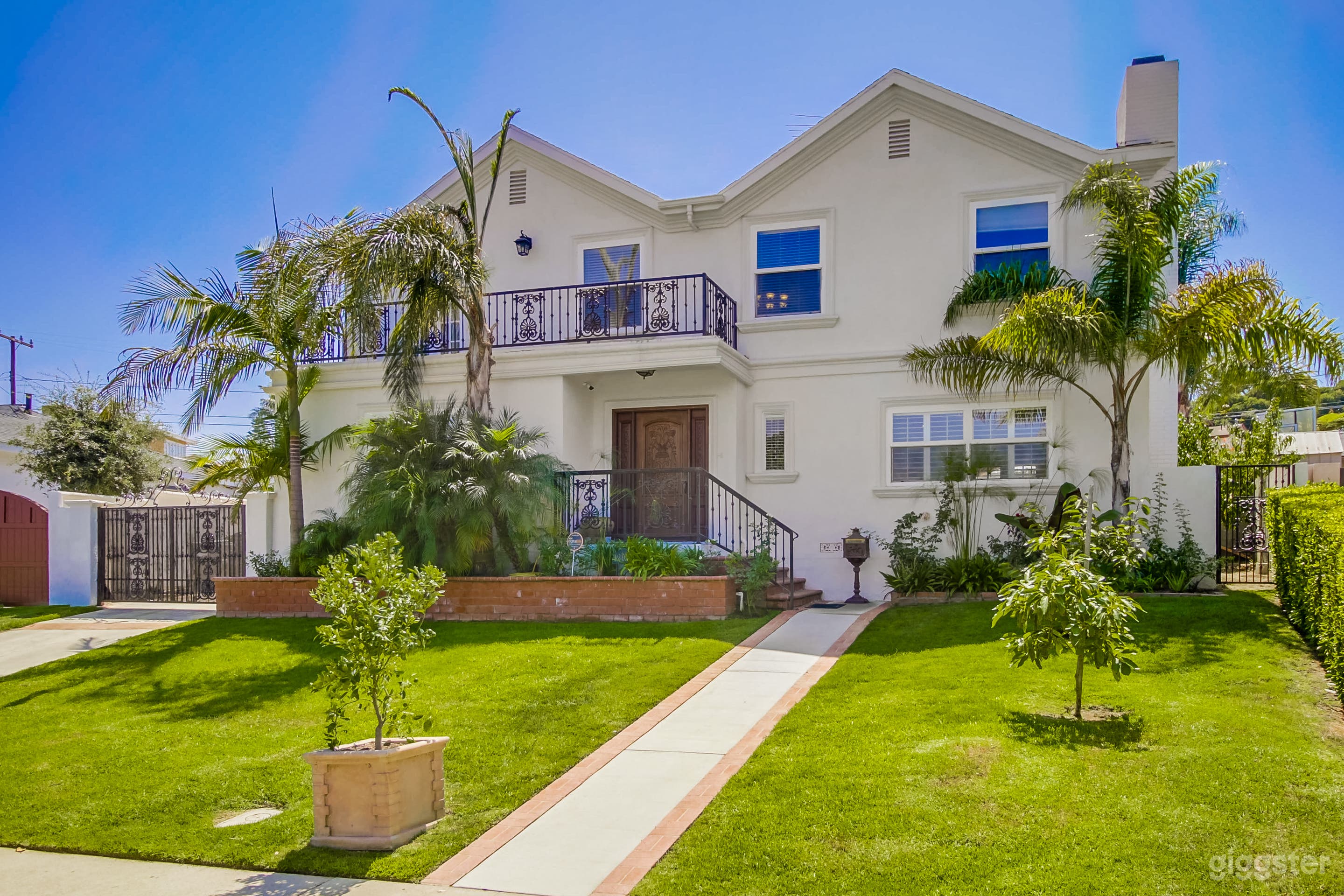 Traditional home  Photo 3