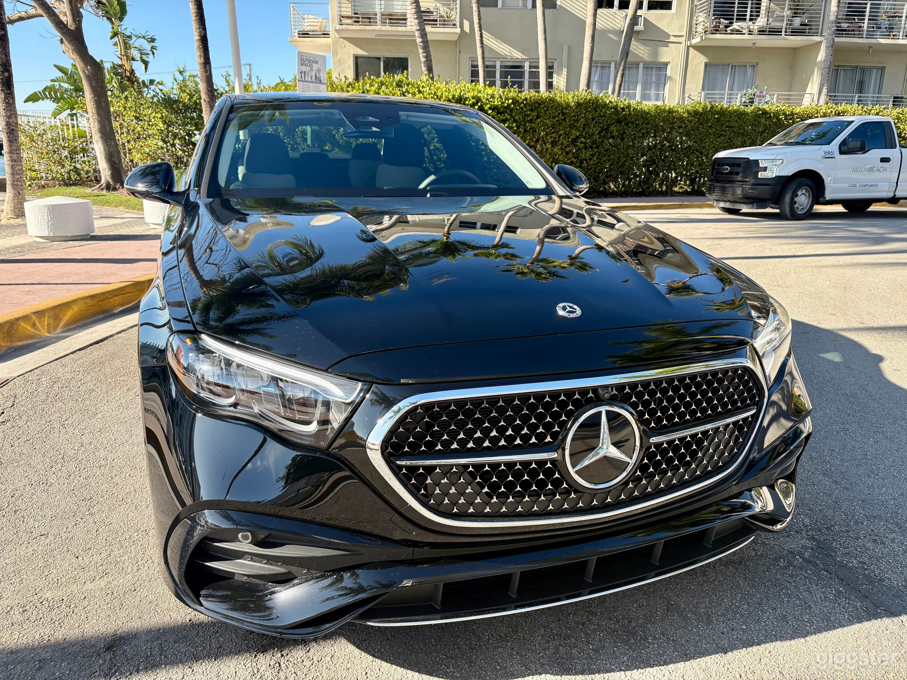 2025 Mercedes Benz E-Class - Luxury Black on Black Photo 3