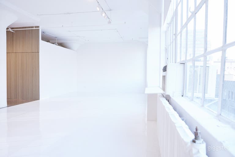  Modern Photo Studio in West Chelsea 