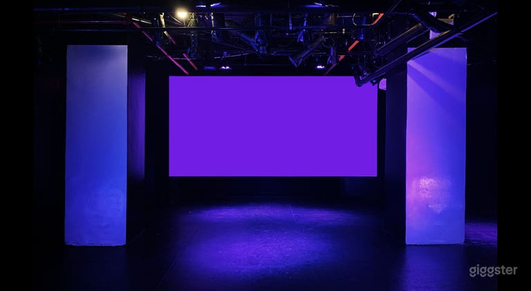  New Stage Performance Space 