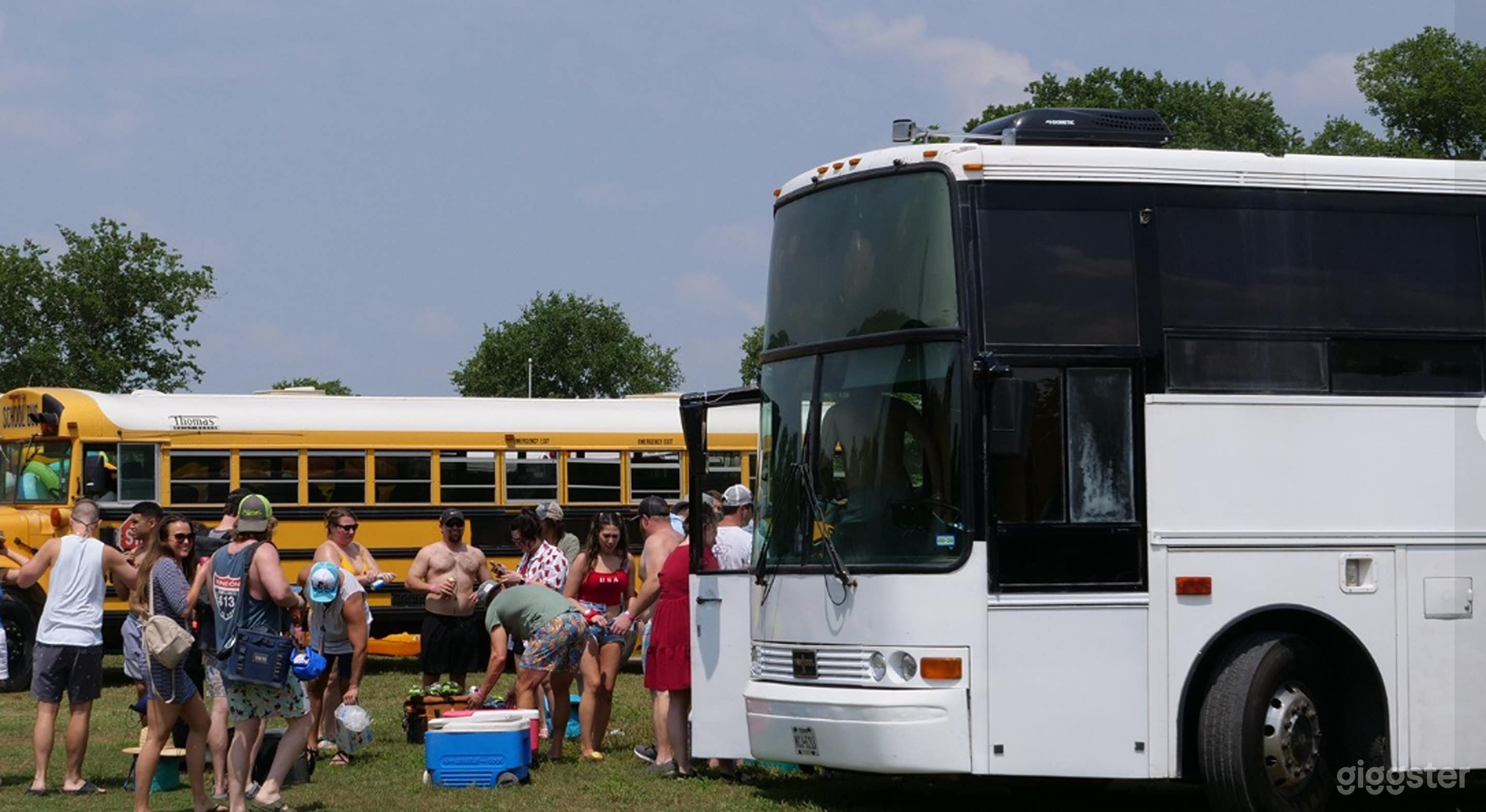 Party Palace on Wheels Photo 3