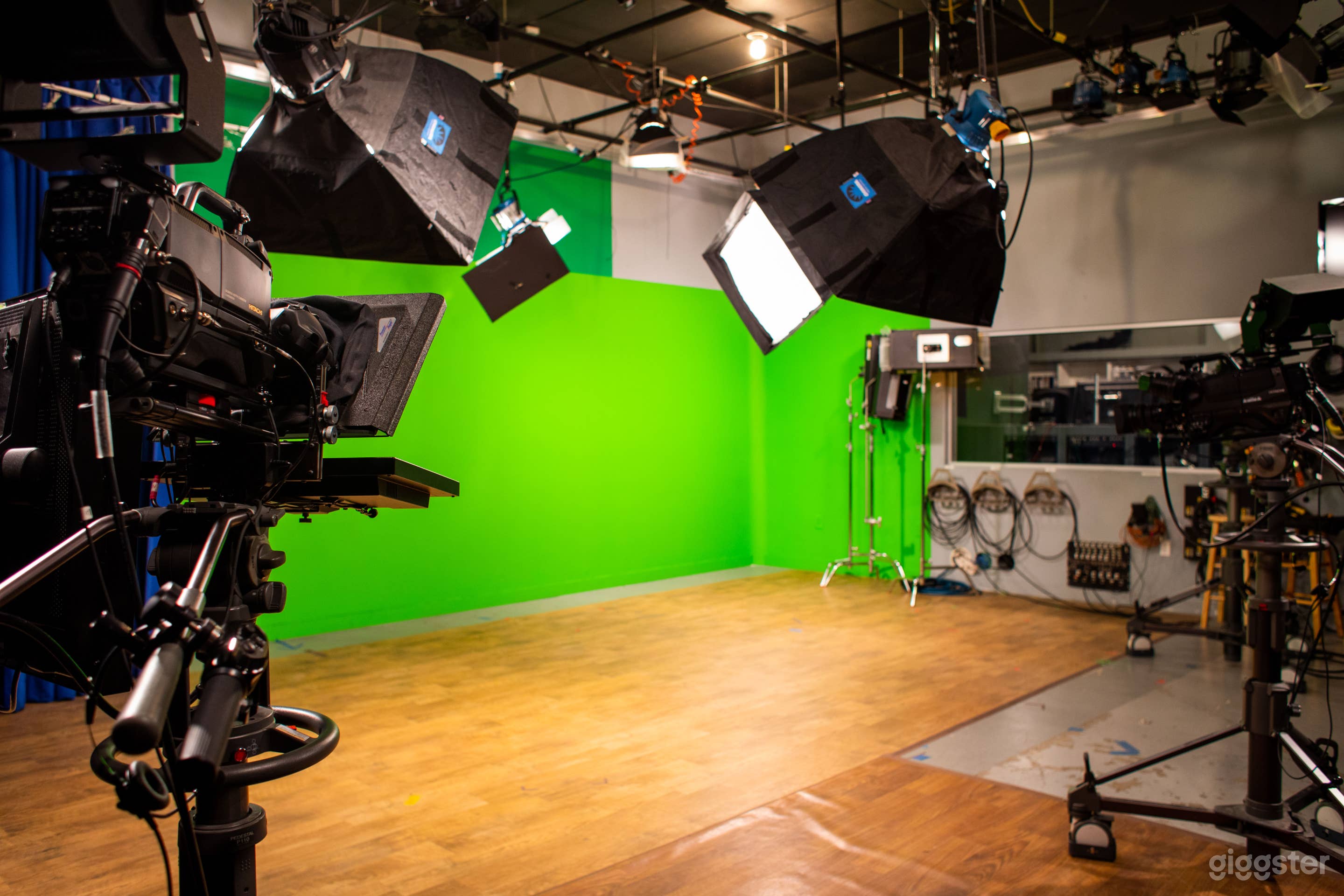 Community Media Center Full Studio &amp; Control Room Photo 2