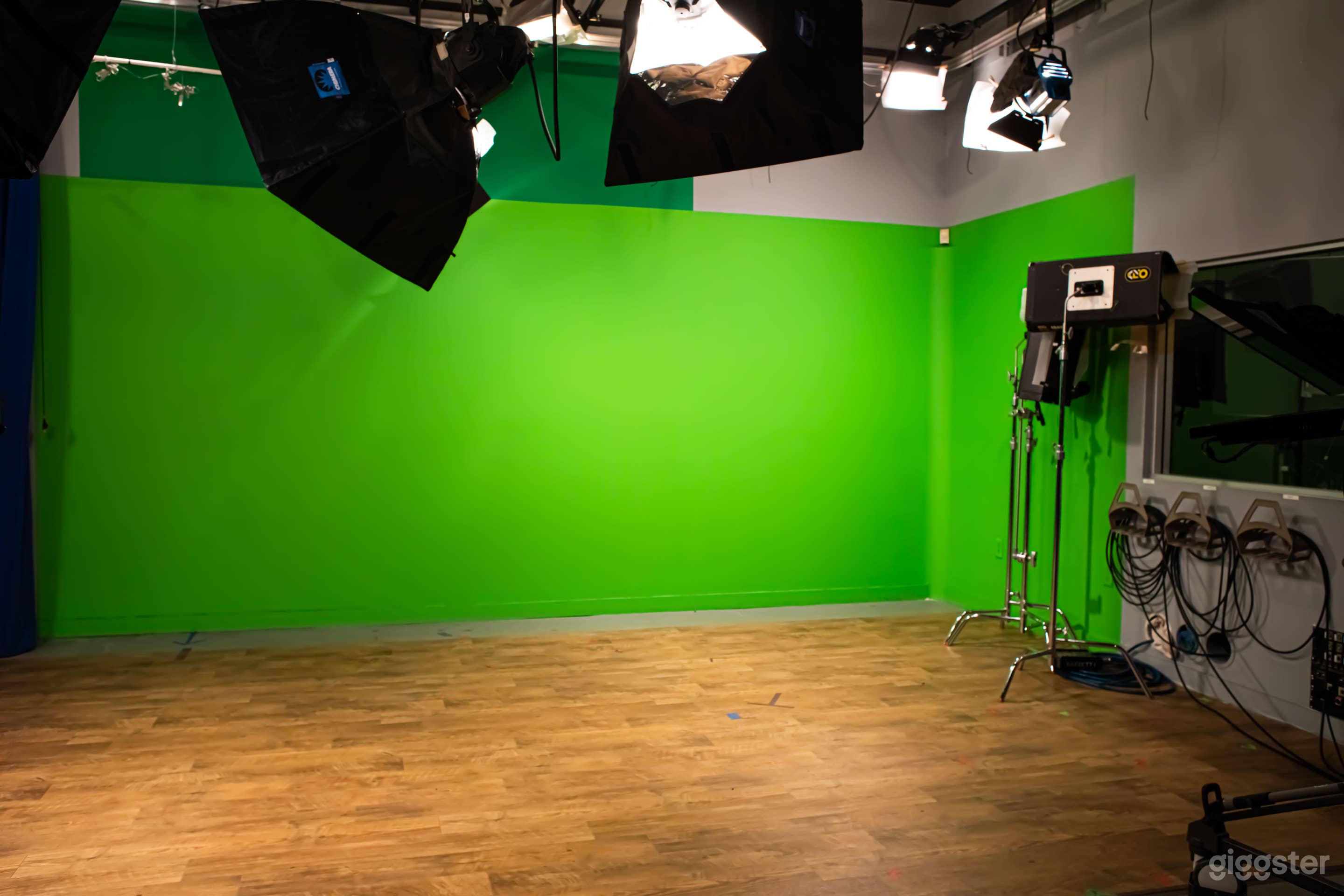 Community Media Center Full Studio &amp; Control Room Photo 3