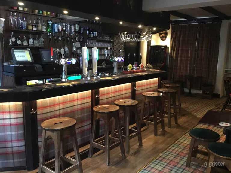  Cozy Bar in Dunkeld 