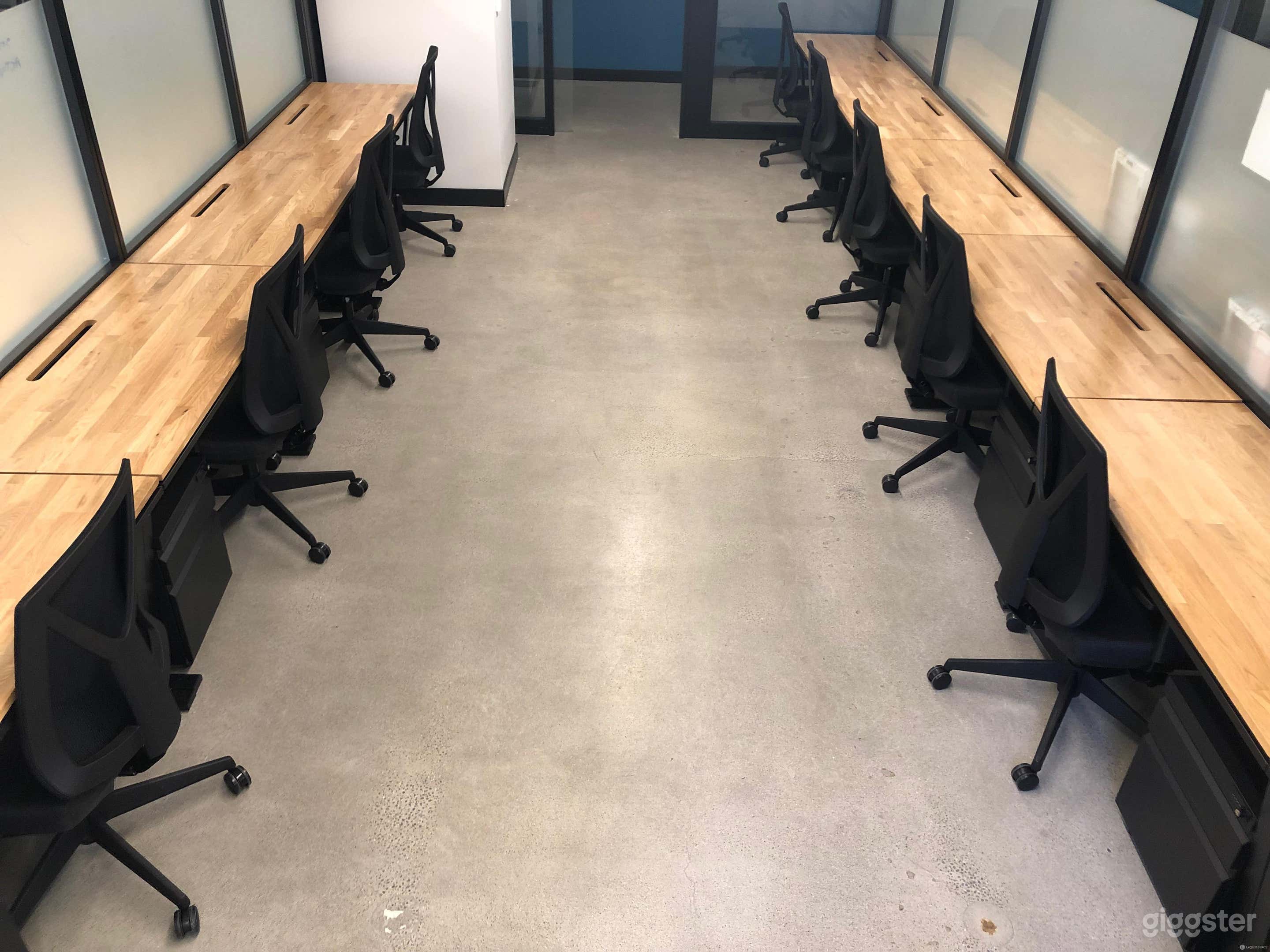 Private Office for 10 Photo 4