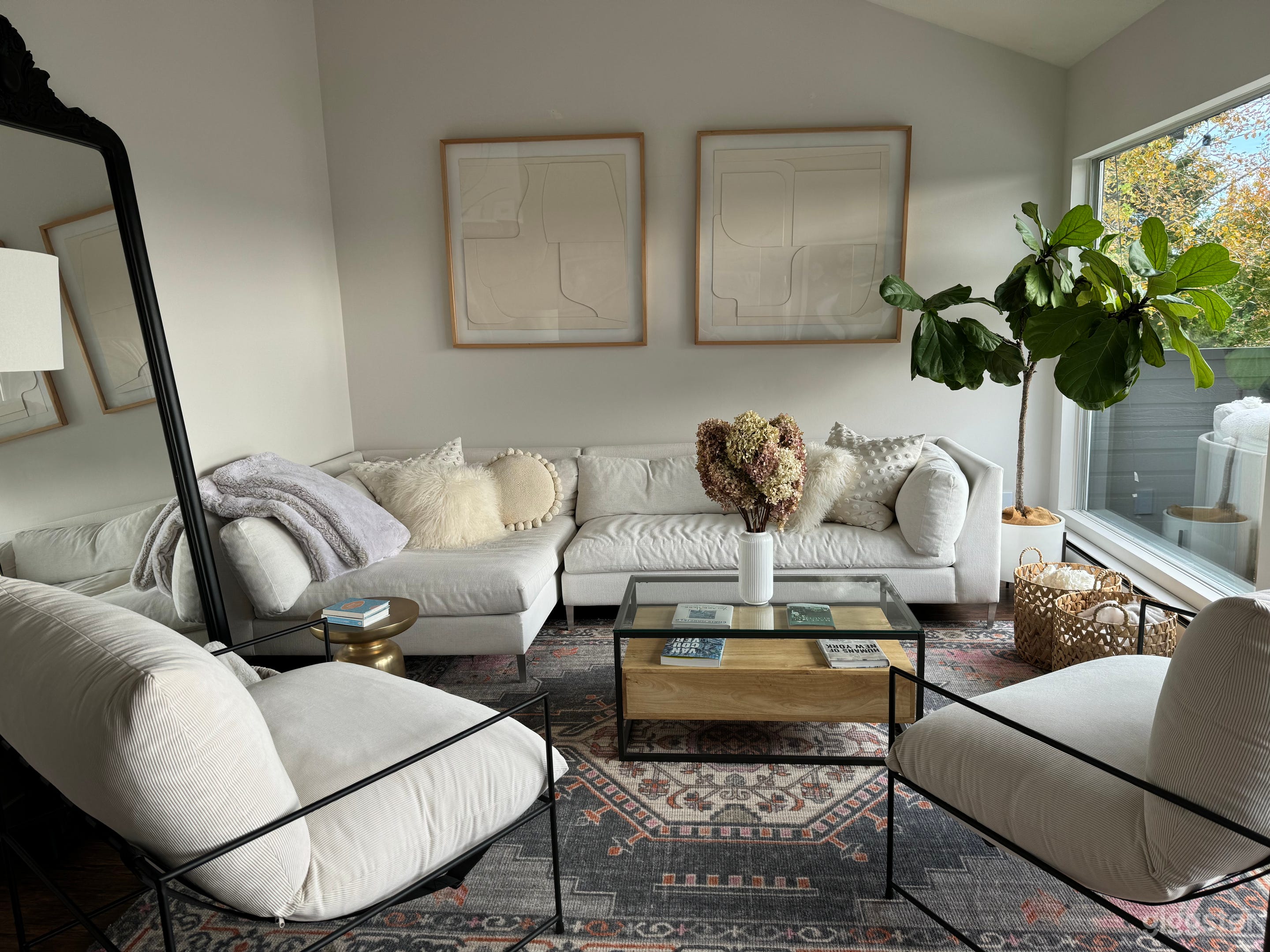 Modern home with spectacular city &amp; harbour views Photo 1