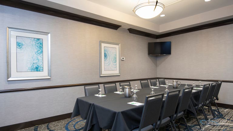 Modern Conference Room 