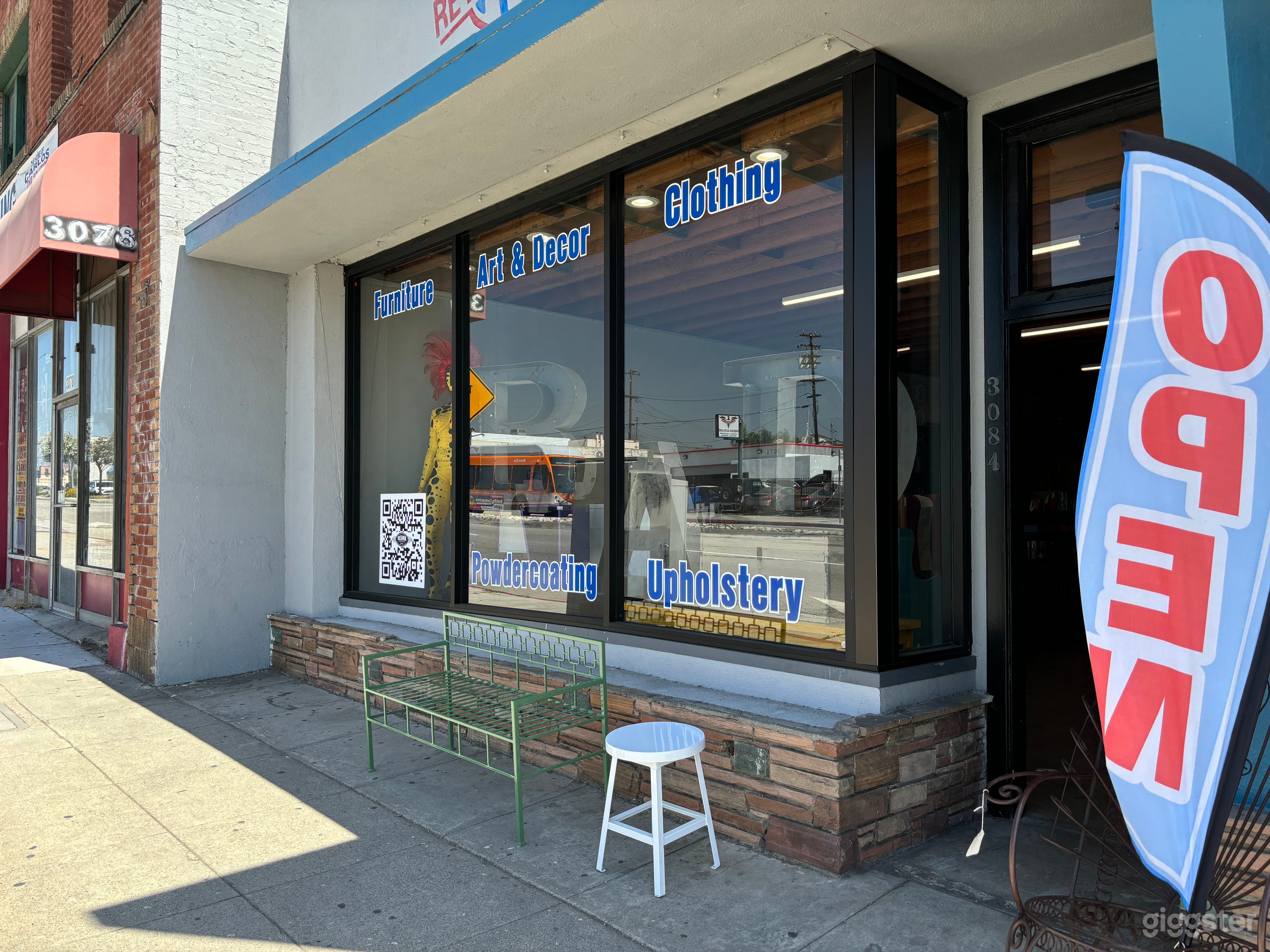 Cool Vintage Furniture Showroom Photo 1