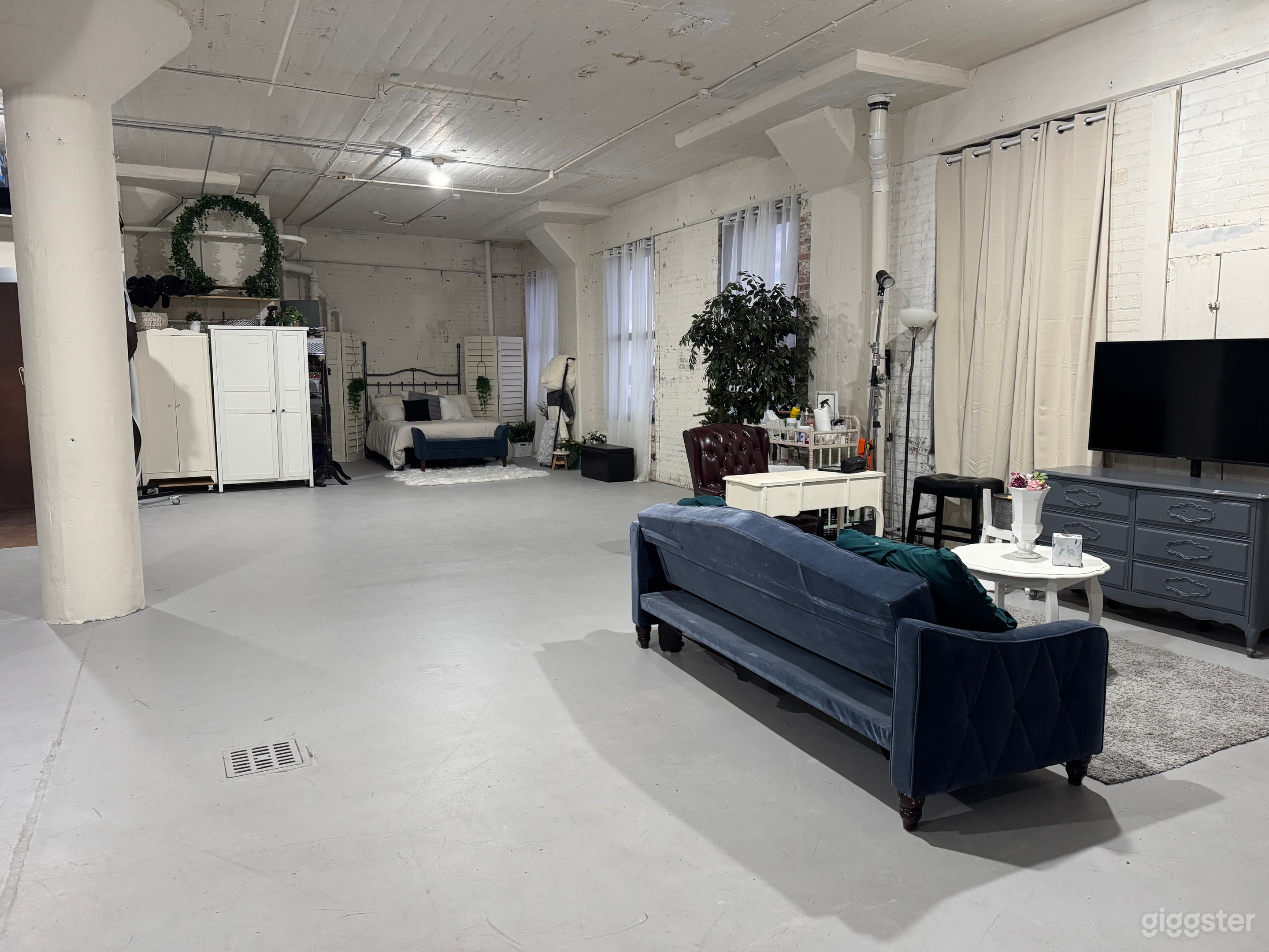 Downtown Indianapolis Photography Studio Space Photo 3