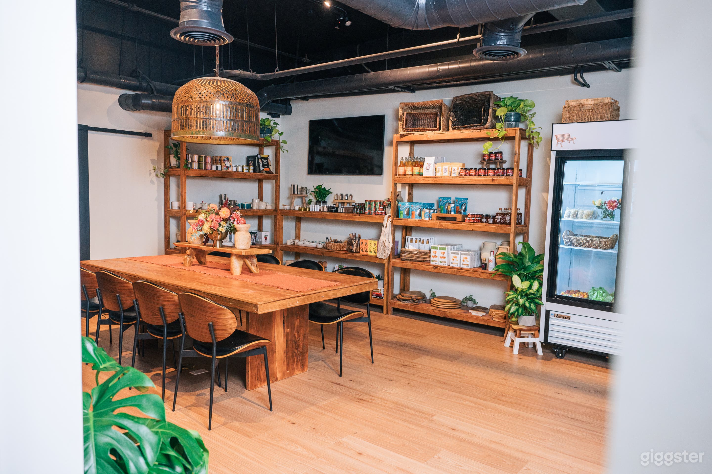 Charming Café for Private Events Photo 1