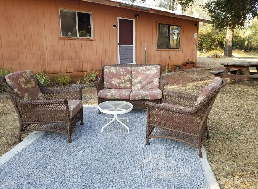 Blue Belly Cabin in Manton Photo 3